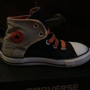Converse toddler 9c high tops
